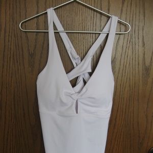Fabletics ladies workout top; White XL